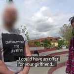Española follada a cambio de dinero mientras su novio espera fuera